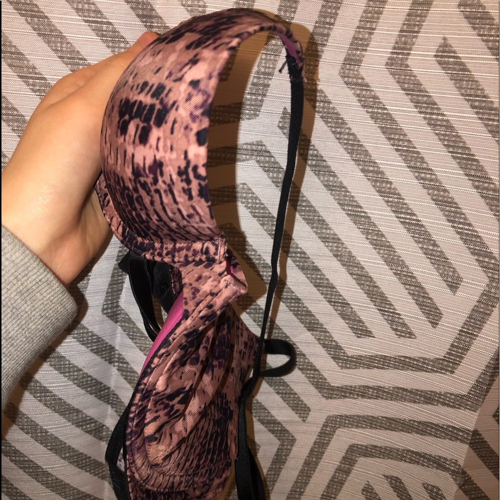 victoria’s secret PINK t-shirt bra